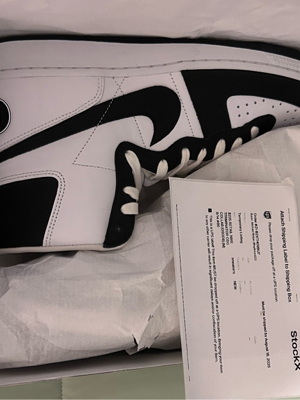 Nike Black and White Athletic Socks (Men’s)